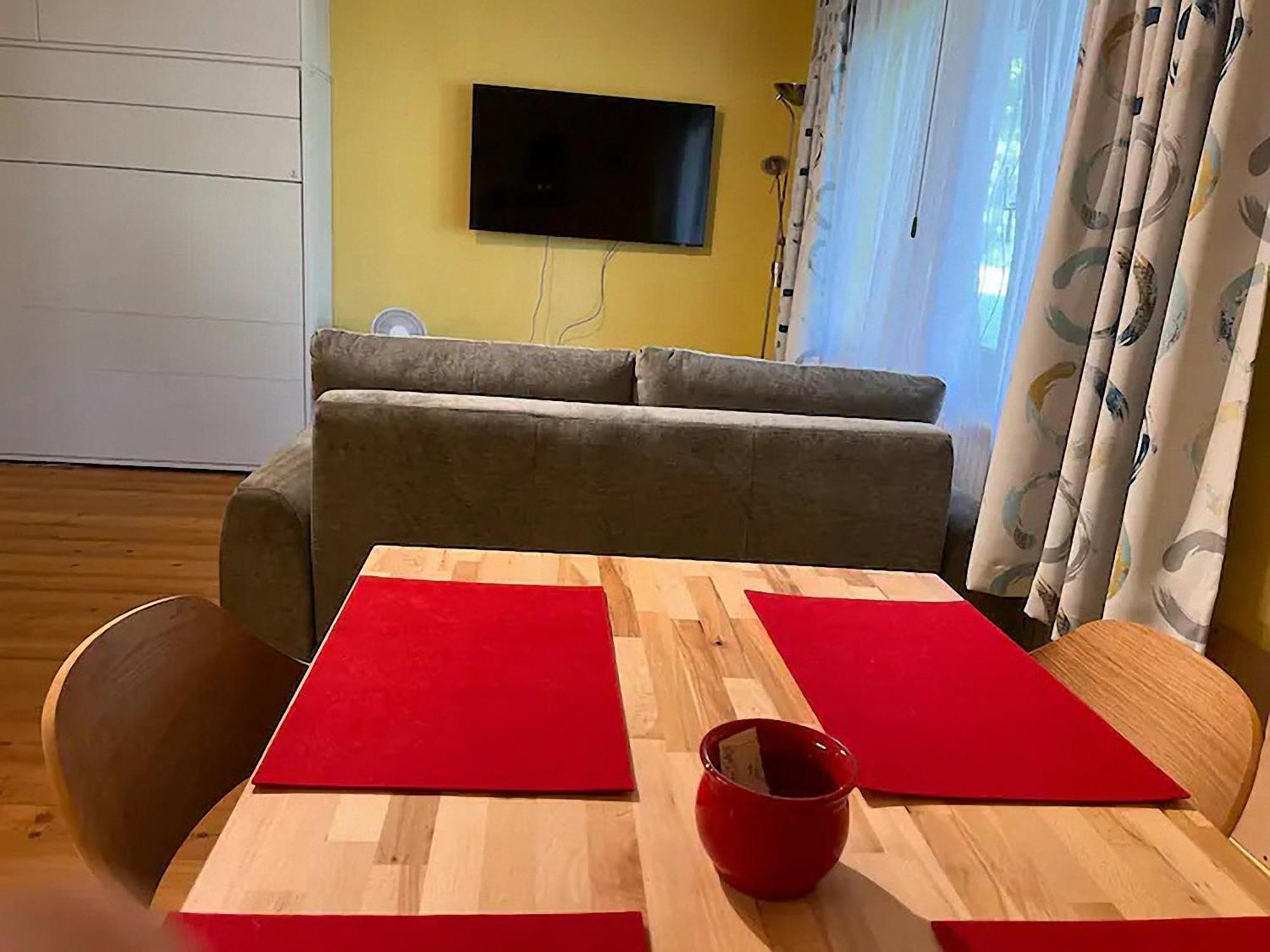 Schnuckeliges Appartement In Prien Am Chiemsee Eksteriør billede